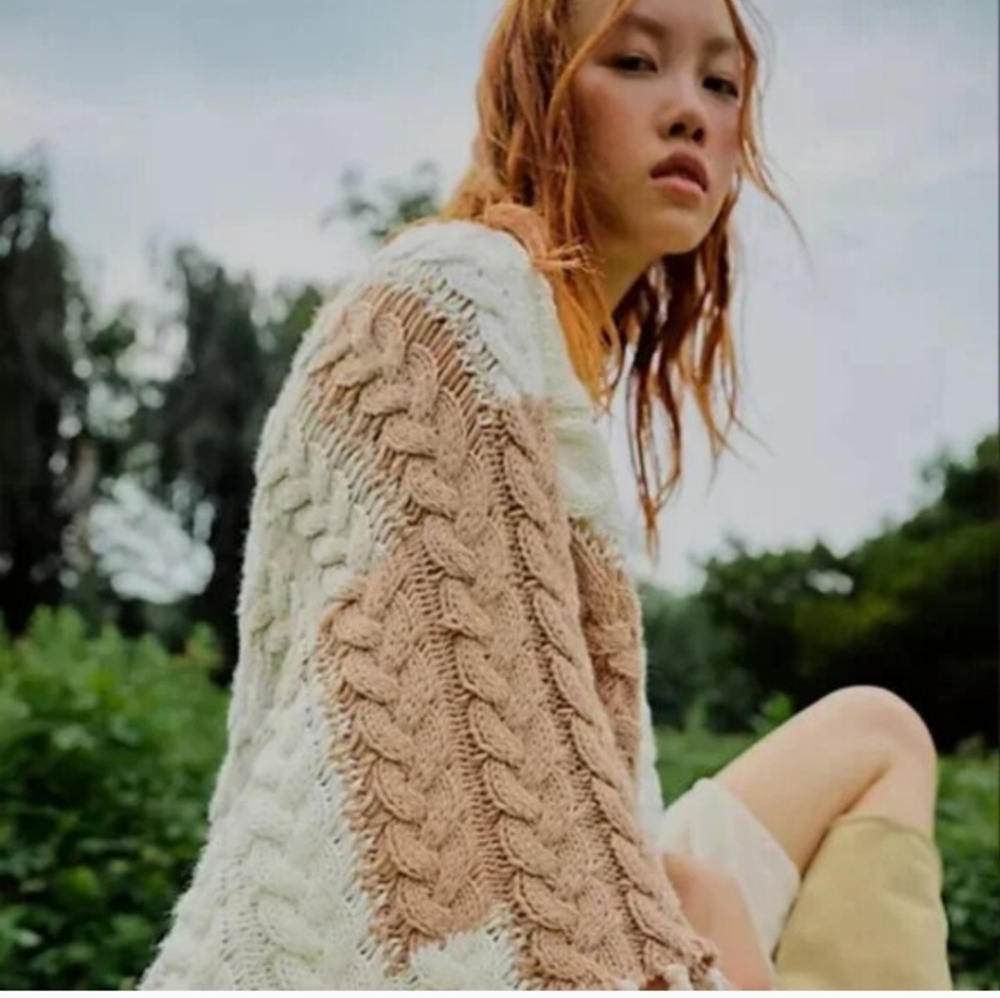 Free People Revereley Frindge Poncho - Picture 2 of 4